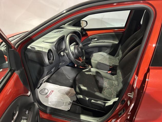 Toyota Aygo X Aygo X 1.0 VVT-i 72 CV 5 porte Lounge KM 0 - Foto 9