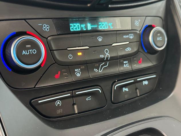 Ford Kuga 2.0 TDCI 180 CV S&S 4WD Powershift Vignale - Foto 4