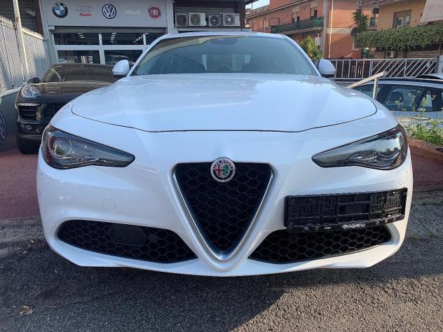 Alfa Romeo Giulia 2.2 Turbodiesel 150 CV VETTURA AZIENDALE - Foto 2