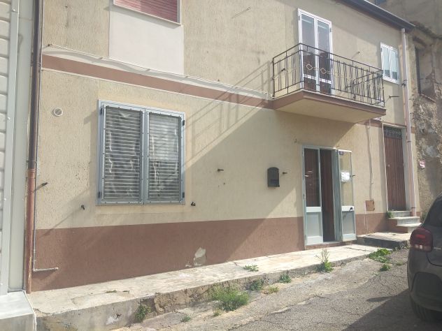 A Villarosa (en)in zona centro, casa indipendente con garage - Foto 2