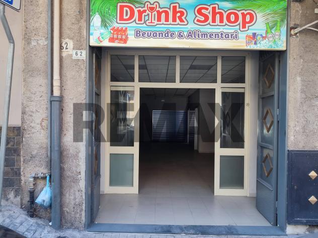 Negozio in affitto a Paternò