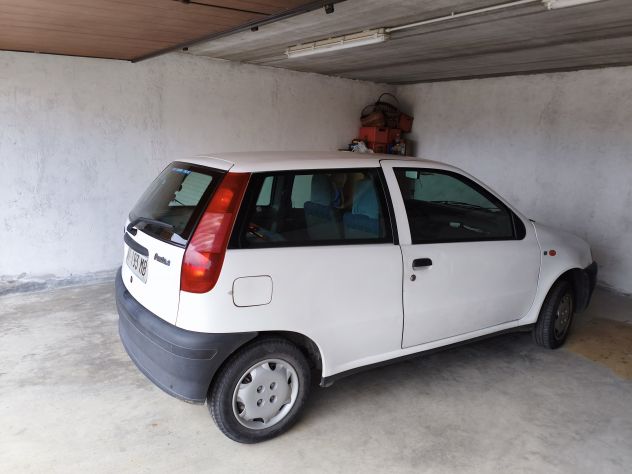 Vendo Fiat Punto 3 porte benzina