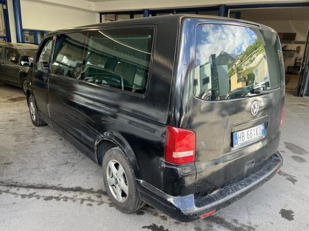 Volkswagen Caravelle T5 2.0 TDI guasto al motore - Foto 4