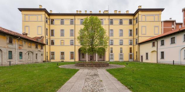 Muggiò - Mb - Trilocale su due livelli in villa nobiliare del XVIII secolo - Disponibilità immediata - Foto 2