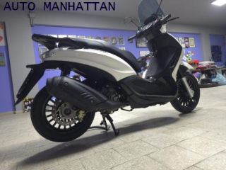 PIAGGIO Beverly 300 i.e. BEVERLY 300 rif. 24086831