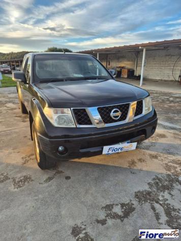 NISSAN NAVARA KING CAB 4WD SE - Foto 3