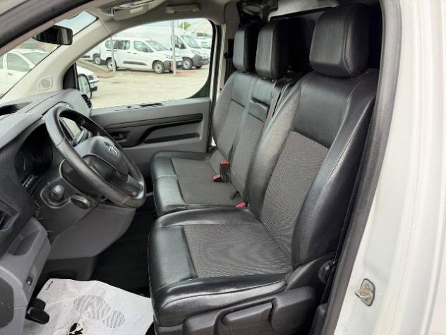 Opel VIVARO 2.0 120 L3H1 - Foto 4