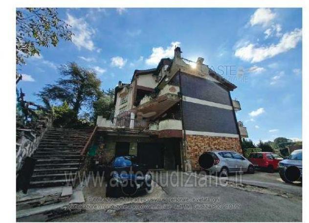 IMMOBILI-IMMOBILE RESIDENZIALE-Via Castello S. Gennaro n.15