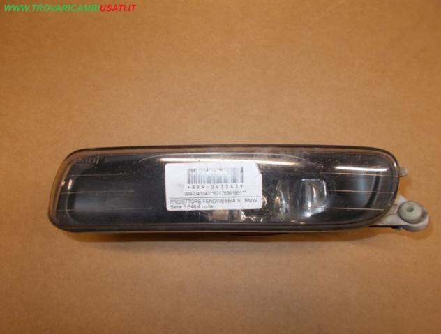 PROIETTORE FENDINEBBIA S. BMW Serie 3 E46 4 porte  Parti elettriche  Fanaleria  Fendinebbia dx. BMW - Serie 3 E46 4 porte - 01-02-1998 - 01-09-2001, B