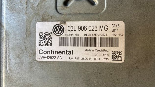 Centralina motore Volkswagen Polo 1.6TDI del 2013 (03L906023MG) - Foto 3