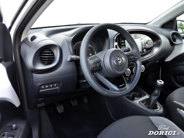 TOYOTA Aygo X Aygo X 1.0 VVT-i 72 CV 5 porte Active - Foto 9