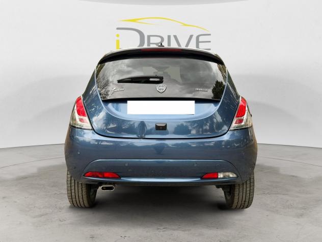 Lancia Ypsilon 1.0 FireFly Hybrid GOLD. - Foto 6
