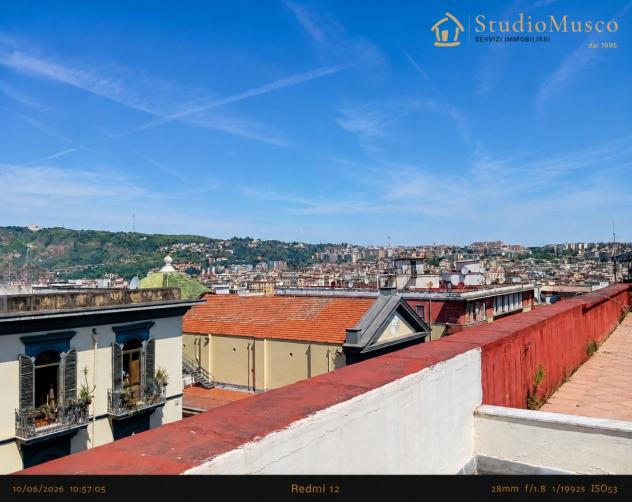 APPARTAMENTO di 10 vani e di 186 mq (NAPOLI) rif. NAVOGB - Foto 17