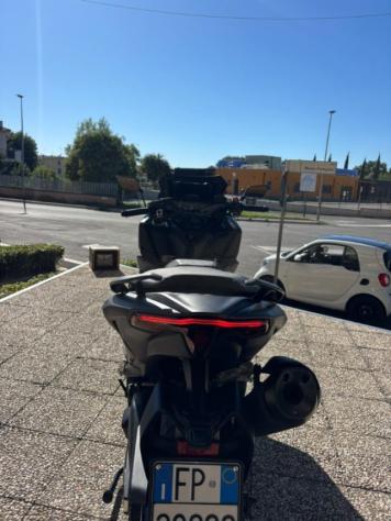 YAMAHA T-Max 560 TUTTO INCLUSO ANCHE PASSAGGIO! MINI RATE rif. 24170596 - Foto 8