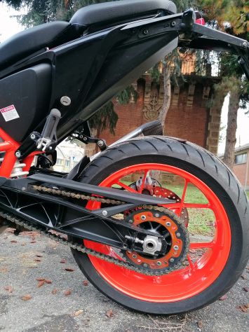 KTM 690 DUKE R ABS - Tagliandata - Gommata - Foto 8