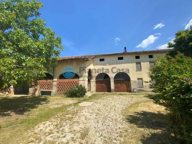MONTA': rustico da ristrutturare con giardino di 8000 metri - Foto 4