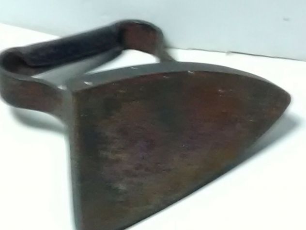 Ferro da stiro antico in ghisa d'epoca primi 900 - Foto 5