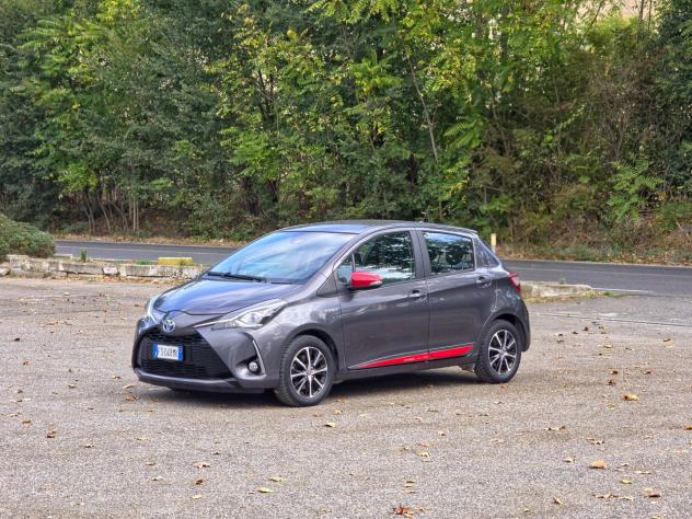 Toyota Yaris 1.5 Hybrid 5 porte Business E6 Automatico NEO 2018 - Foto 3