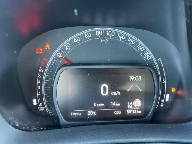 Toyota Aygo X 1.0 Active 72cv - Foto 9
