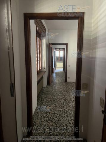 IMMOBILI-IMMOBILE RESIDENZIALE-Via Umberto Primo n. 7 - Foto 3