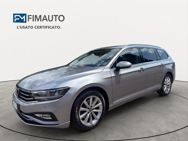 Volkswagen Passat Var. 2.0 TDI 150 Cv DSG Business - 2022 - Foto 2