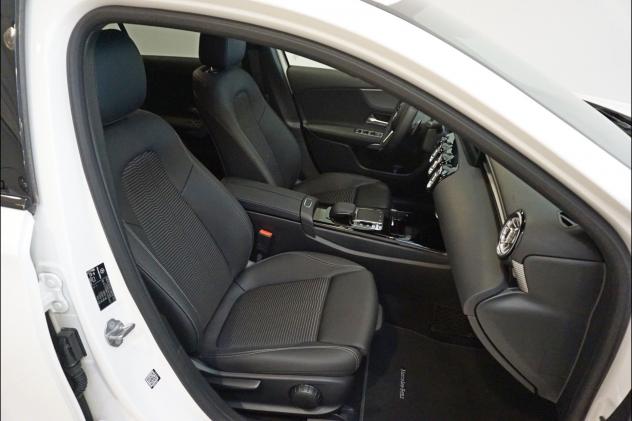 Mercedes-Benz Classe A (W177) - A 180 Automatic Sport - Foto 8