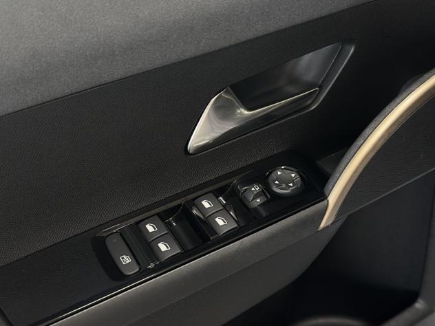 Lancia Ypsilon Ibrida Ypsilon mhev 100cv LX e-DCT - Foto 9