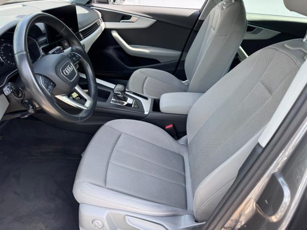 Audi A4 Avant 30 TDI/136 CV S tronic Business Advanced*EURO6 - Foto 7