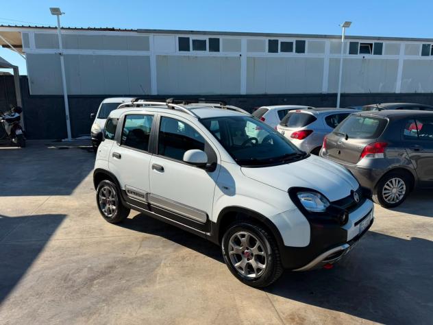 Fiat Panda Cross 1.3 MJT 95 CV S&S 4x4 - Foto 2