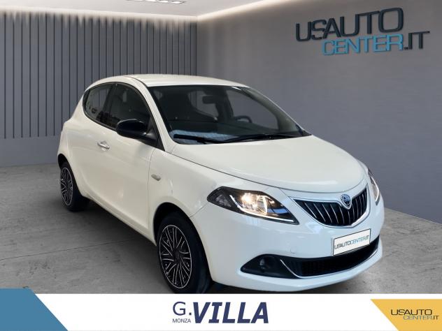 Lancia Ypsilon NEW My23 1.0 Firefly 70 CvStart&Stop Hybrid Gold - Foto 2