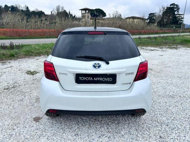 Toyota Yaris III 2015 5p 1.5h Style my16 - Foto 8