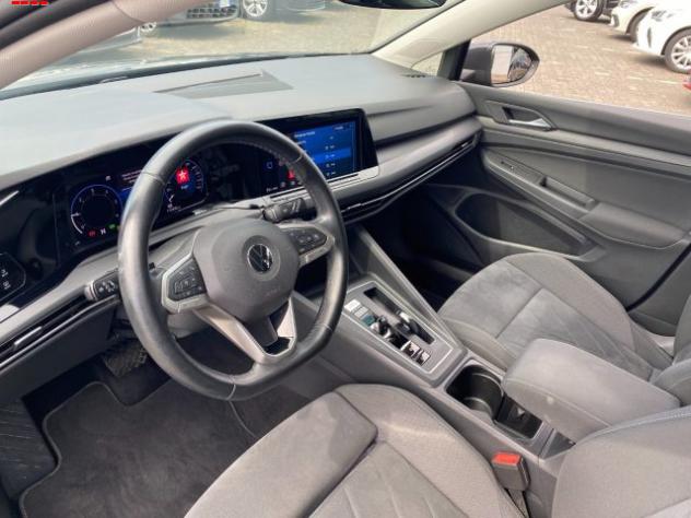 VOLKSWAGEN Golf Variant 2.0 TDI 150 CV DSG SCR Style rif. 24063221 - Foto 8