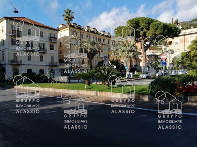 Alassio - Zona altamente trafficata - Bar con licenza tabacchi - Foto 6