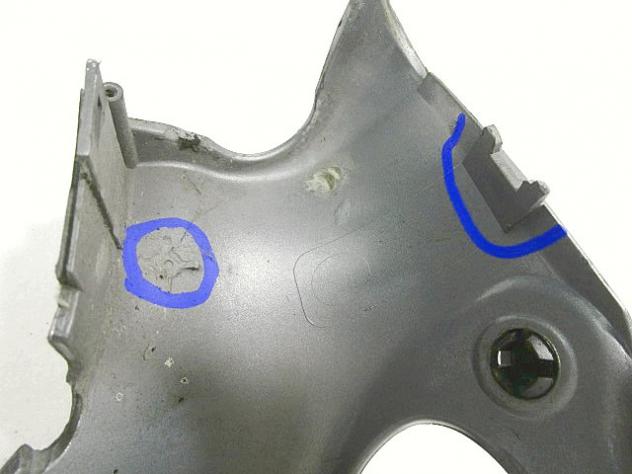 CARENA INTERNA MANUBRIO APRILIA SCARABEO 100 4T 1999 - 2002 AP8268102 REAR HANDLEBAR FAIRING ATTACCO DANNEGGIATO CON GRAFFI - Foto 4