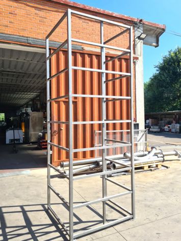 gabbia verticale di protezione usata