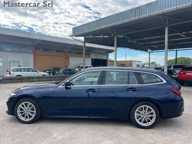 BMW 320 Serie 3 G21 2022 Touring 320e Touring auto - GT486 rif. 24095968 - Foto 8