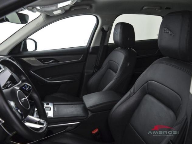 JAGUAR F PACE 2.0 D 163 CV AWD aut. S rif. 23106899 - Foto 9