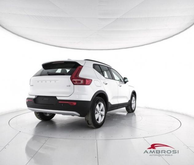 VOLVO XC40 B3 Mild hybrid Benzina Essential rif. 23986874 - Foto 3