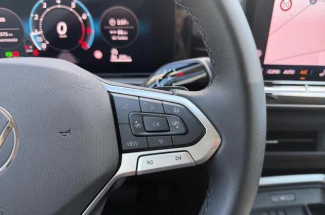 VOLKSWAGEN T-Roc 1.5 eTSI DSG LIFE rif. 24084567 - Foto 8