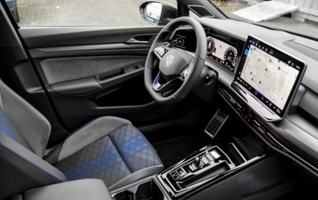 VOLKSWAGEN Golf 2.0 TSI R DSG 4Motion Black Edition rif. 22973656 - Foto 5