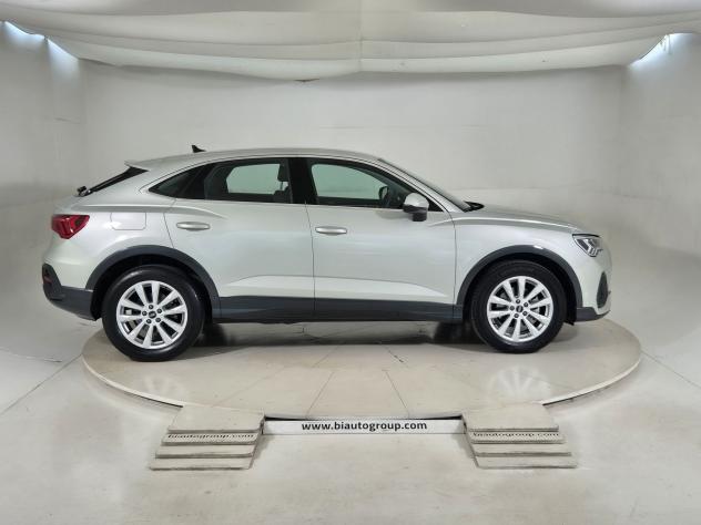 Audi Q3 I 2019 Sportback Diesel Sportback 35 2.0 tdi Business Plus s-tronic - Foto 5