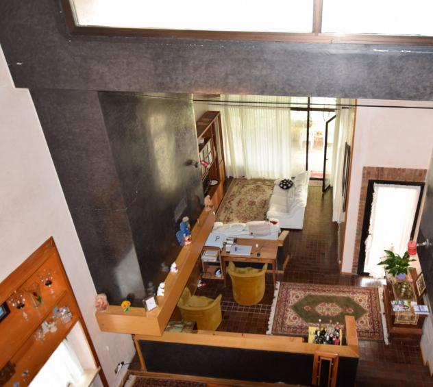 VILLA di 9 vani e di 584 mq (CORNUDA) rif. ZI60E_10 - Foto 15