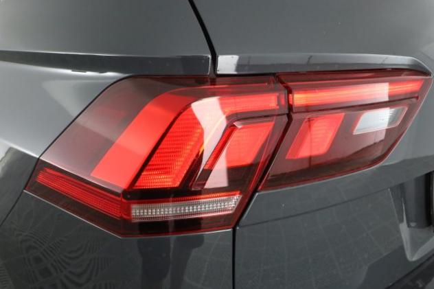 VOLKSWAGEN Tiguan Tiguan 2.0 TDI 150 CV SCR DSG Life rif. 23998730 - Foto 10