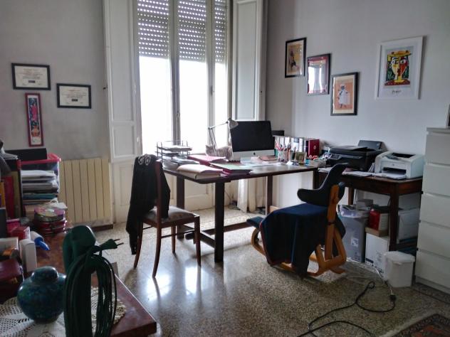 Prestigiosa Villa Liberty in passeggiata a Lido di Camaiore su piu piani .La casa è composta da ingresso , corridoio ,salone ampio ,disimpegno , sala - Foto 8