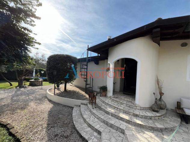 Villa 5 locali - Rif. 2715