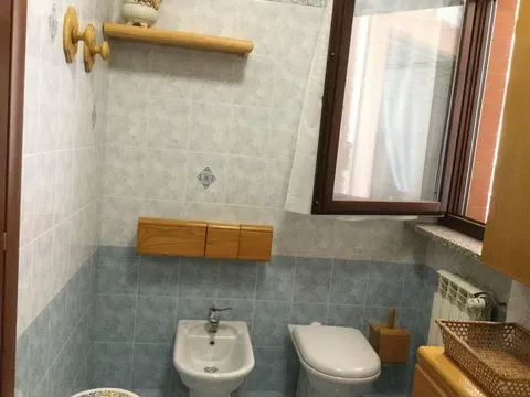 Posto letto in stanza singola per studentesse - Foto 5