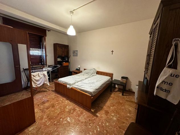 offro camera singola solo per studenti universitari
