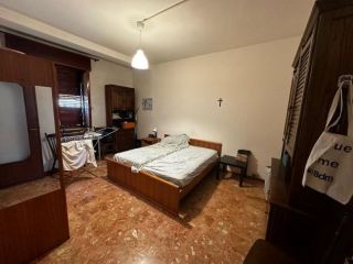 offro camera singola solo per studenti universitari