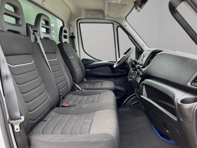 IVECO Daily 35S14 3.0 FURGONATO BOX rif. 22856652 - Foto 6