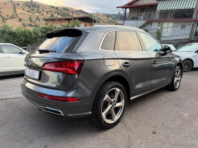 AUDI Q5 40 TDI quattro S tronic S line plus - Foto 5